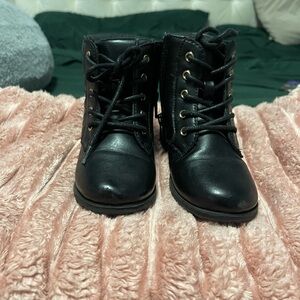 Children’s place Black Lace-Up Boots